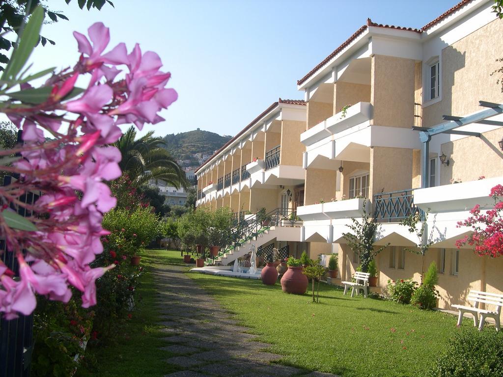 Paradise Hotel Самос Екстериор снимка