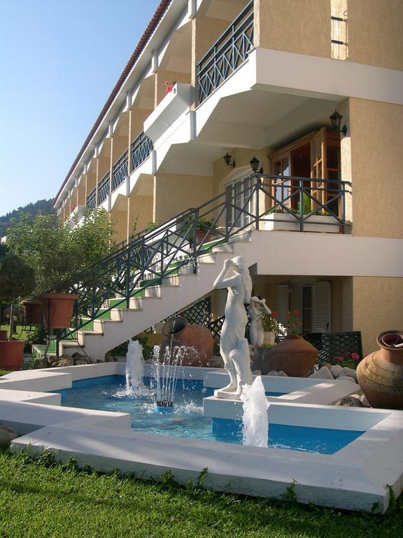 Paradise Hotel Самос Екстериор снимка